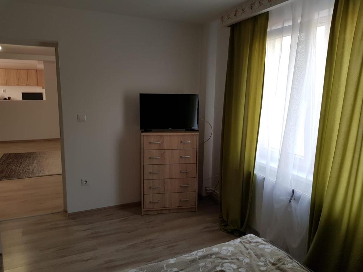 Apartament 8 Central Targu Mures Exterior photo